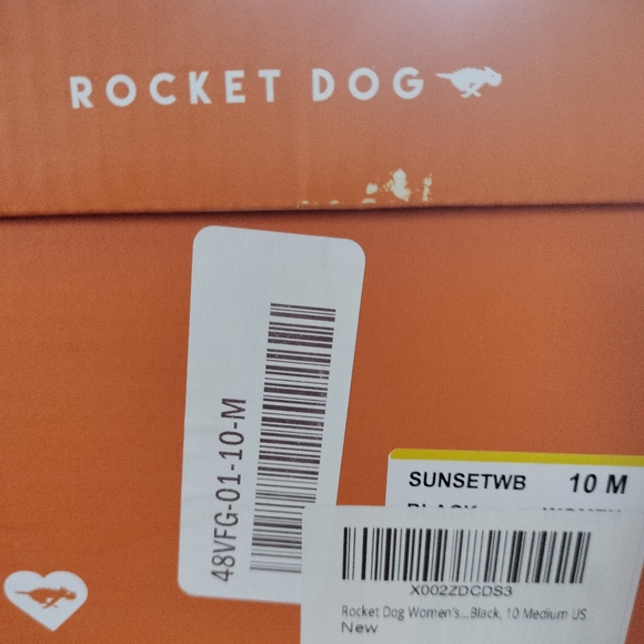 Rocket Dog flip flops - Picture 3 of 3